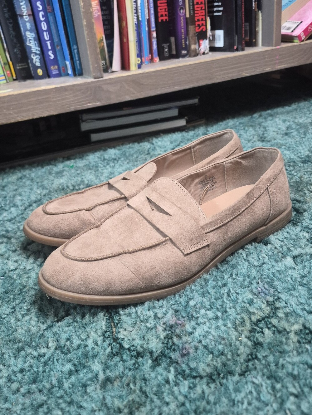 Old Navy Women's Faux Suede Penny Loafers Size 10